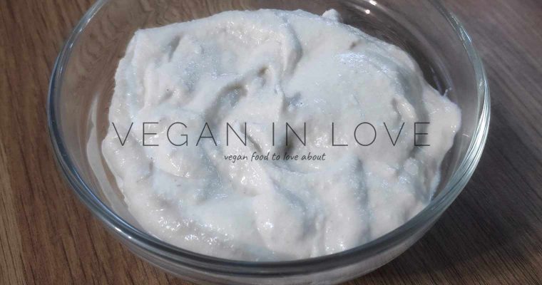 VEGAN SOFT CREAM CHEESE