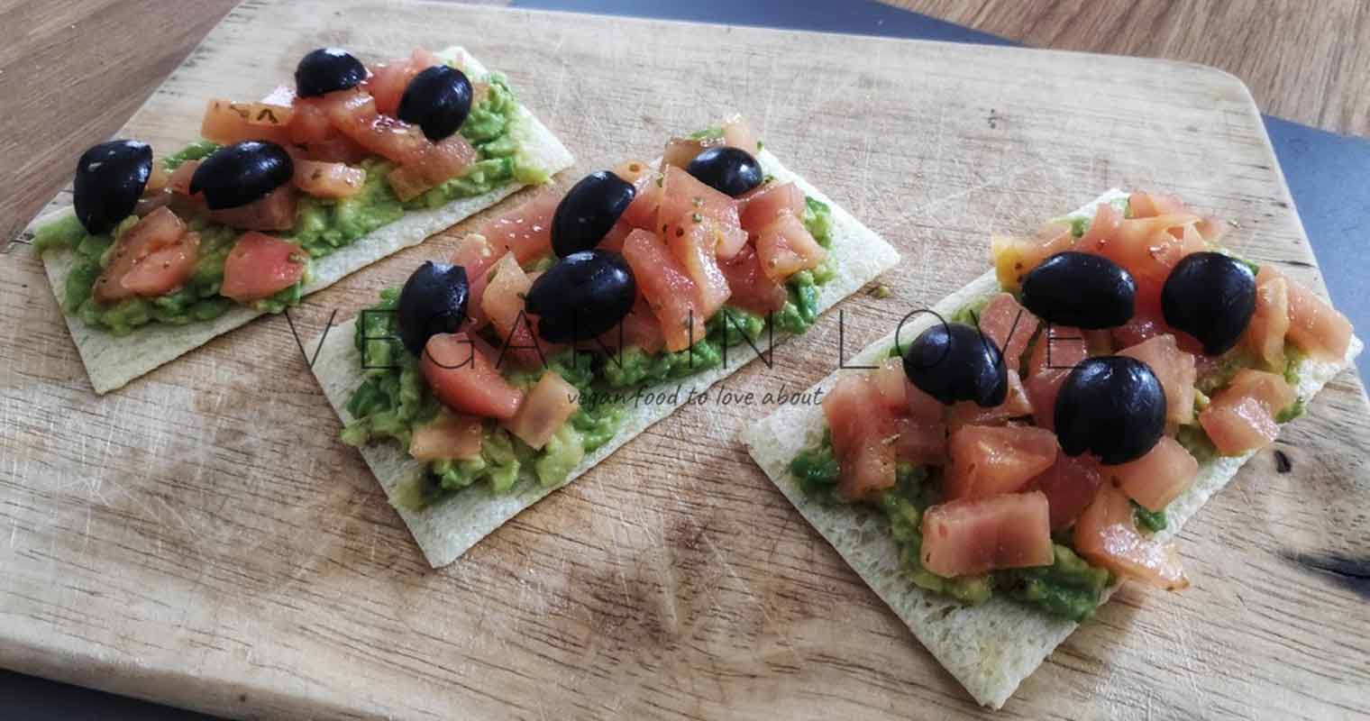 TOMATO, BLACK OLIVES, AND AVOCADO TOAST