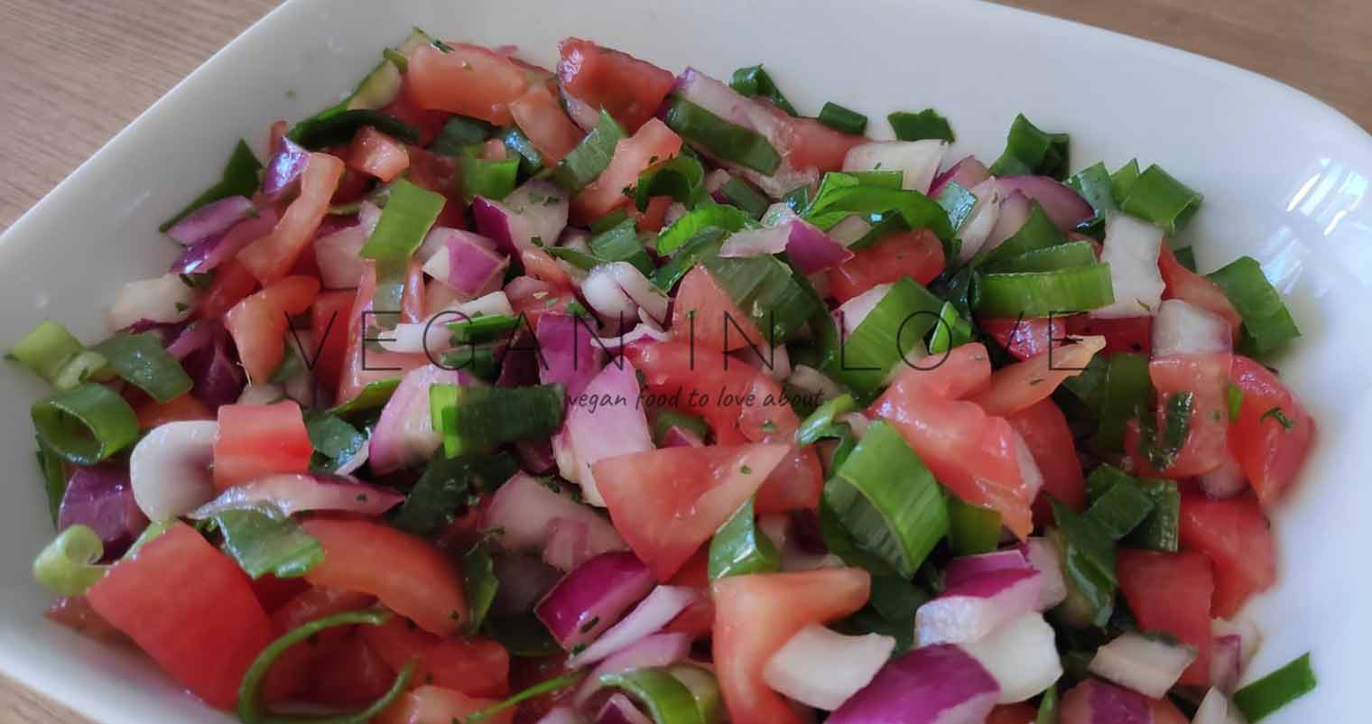 ENSALADA DE TOMATES FRESCOS