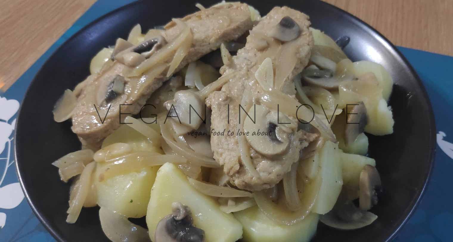 PLANT-BASED CHICKEN WITH MUSHROOMS AND ONIONS