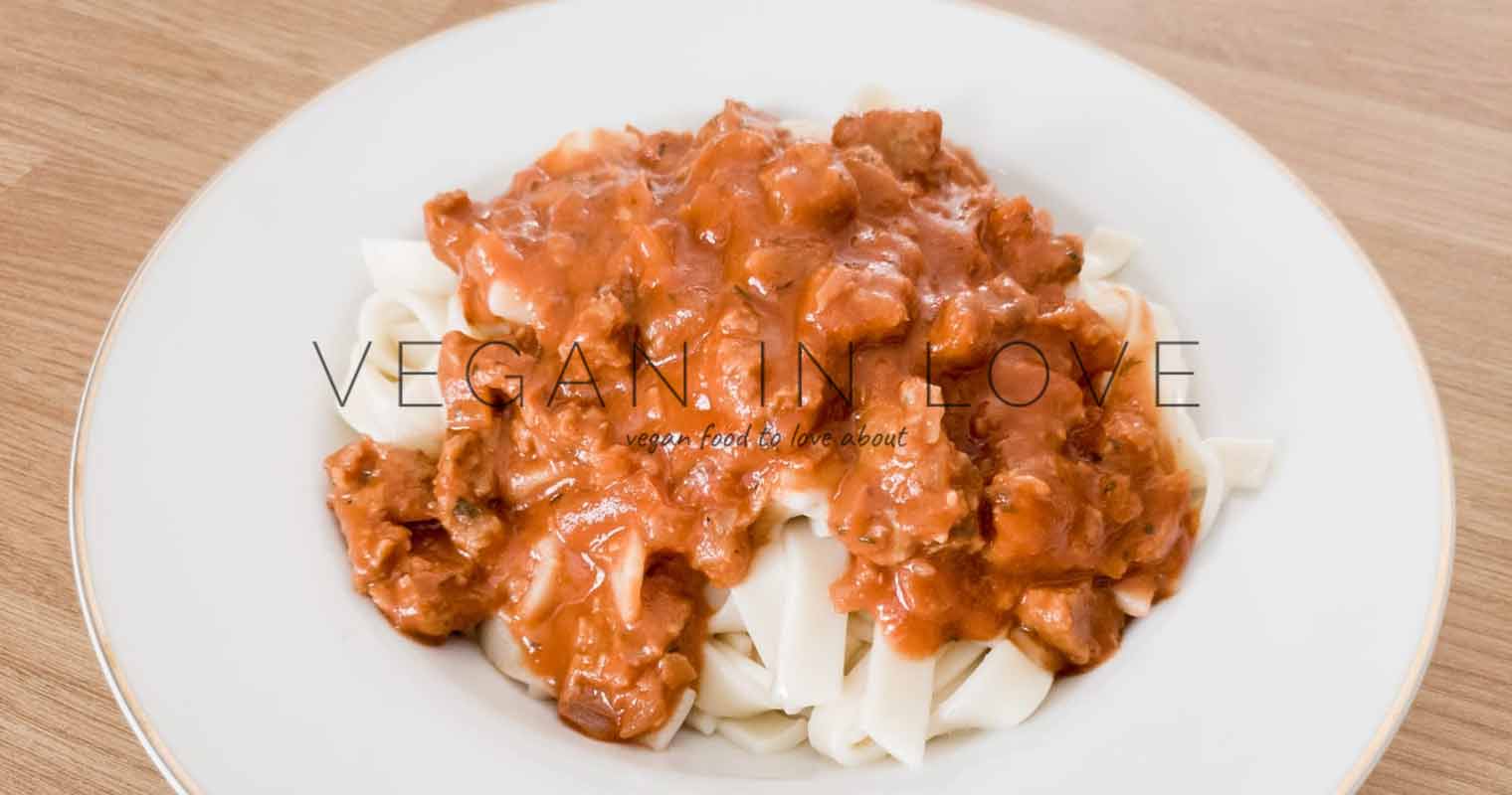 CREAMY BOLOGNESE TAGLIATELLE