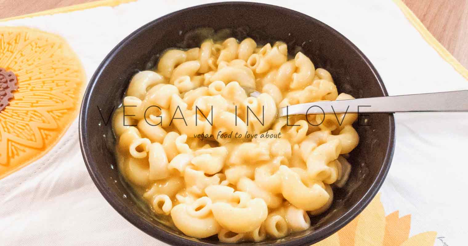 smoked macaroni and cheese in pellet grill