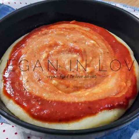 Polenta con salsa de tomates