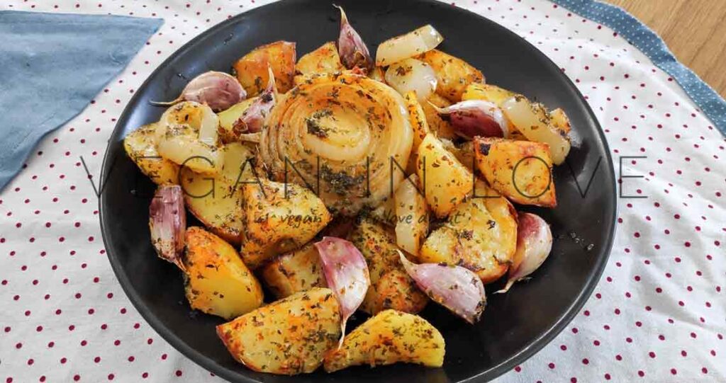 Best Roast Potatoes | Easy & Delicious | Vegan in love
