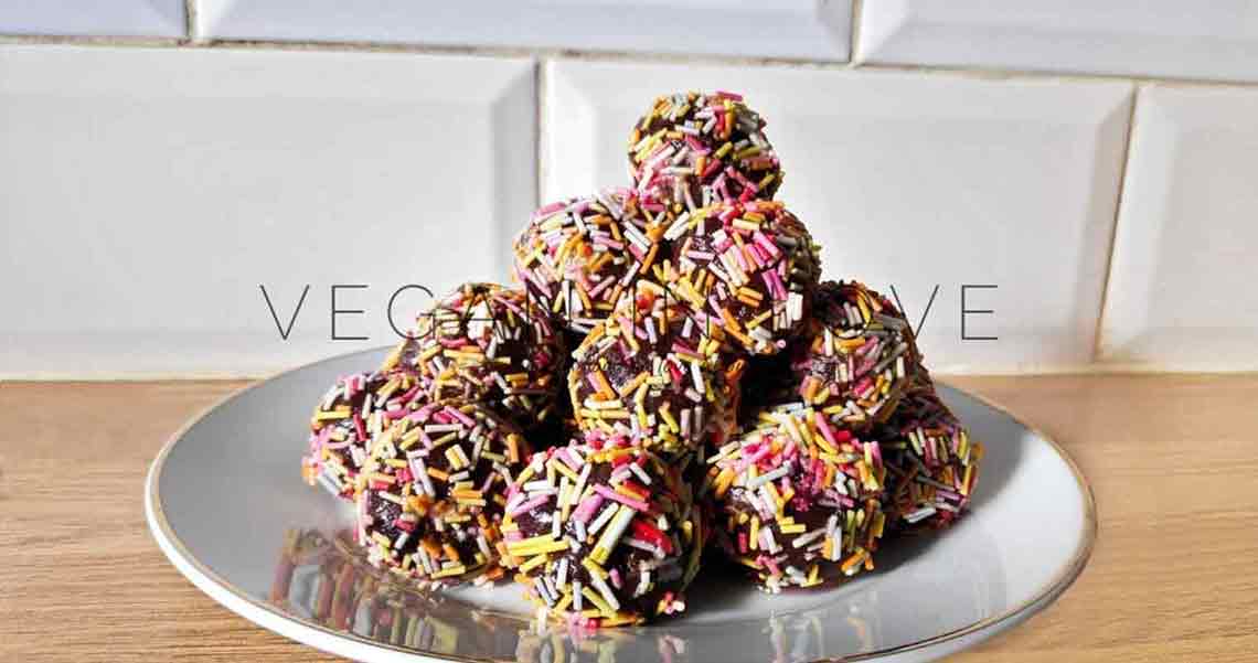 LEFTOVER CHOCOLATE CAKE TRUFFLE