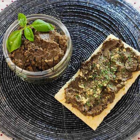 Black olive paté