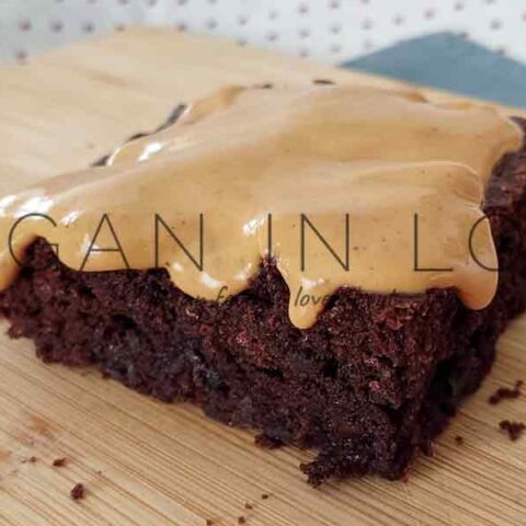 BROWNIE WITH PEANUT BUTTER