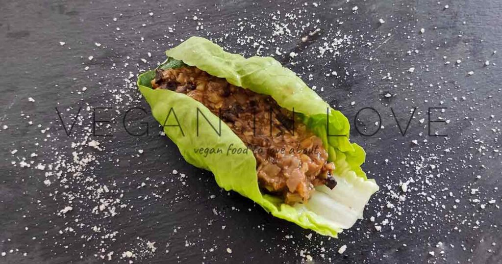 Vegan Taco lettuce wraps recipe made with easy and simple ingredients. Enjoy this healthy taco as a great starter o even the main dish at parties and gatherings