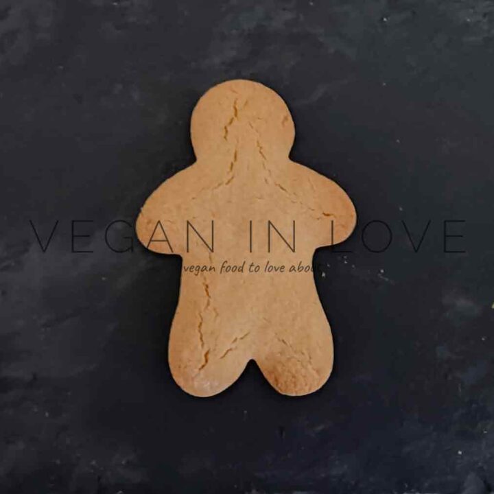 GINGERBREAD COOKIES VEGAN