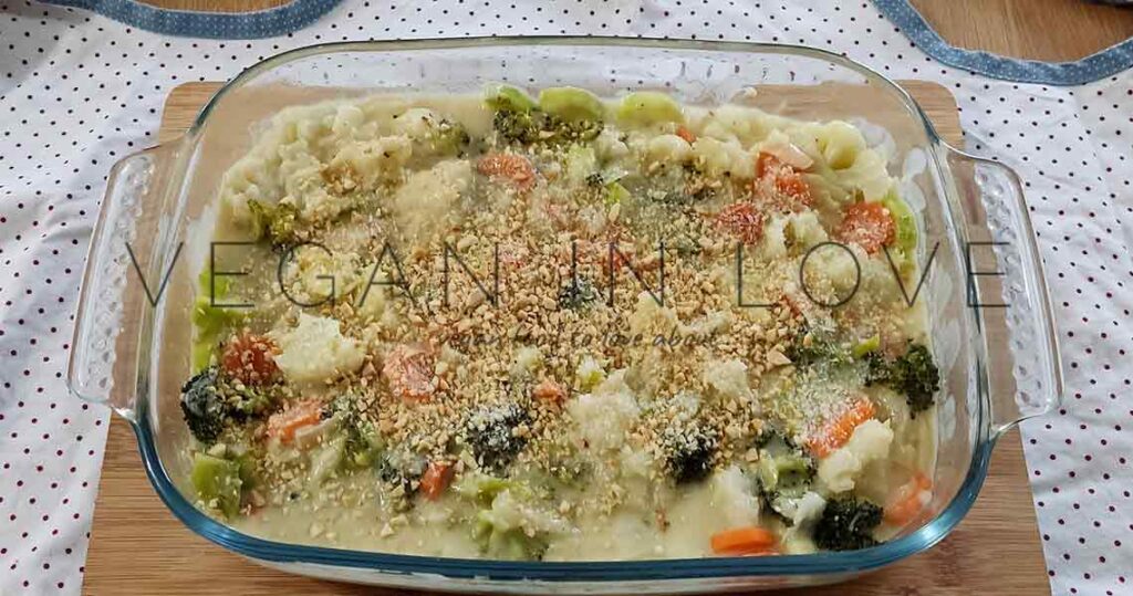 This easy veggie casserole is healthy, gluten-free, and great as a nutritious meal. Make this delicious mixed vegetable casserole with fresh & frozen vegetables