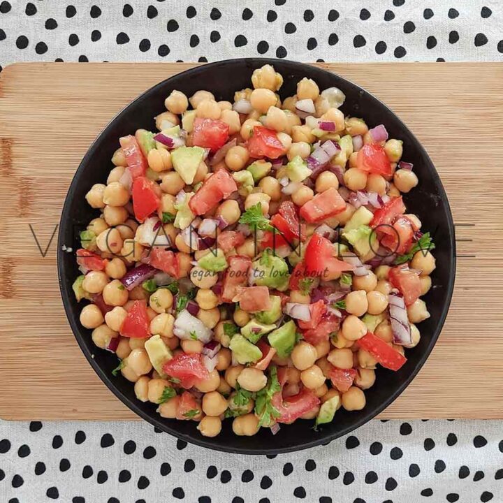 CHICKPEA SALAD