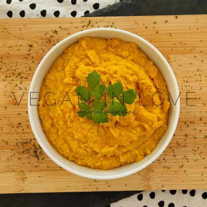 CARROT HUMMUS RECIPE