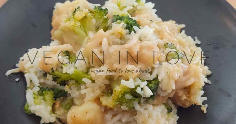 CREAMY VEGAN CHICKEN CASSEROLE RECIPE WITH RICE